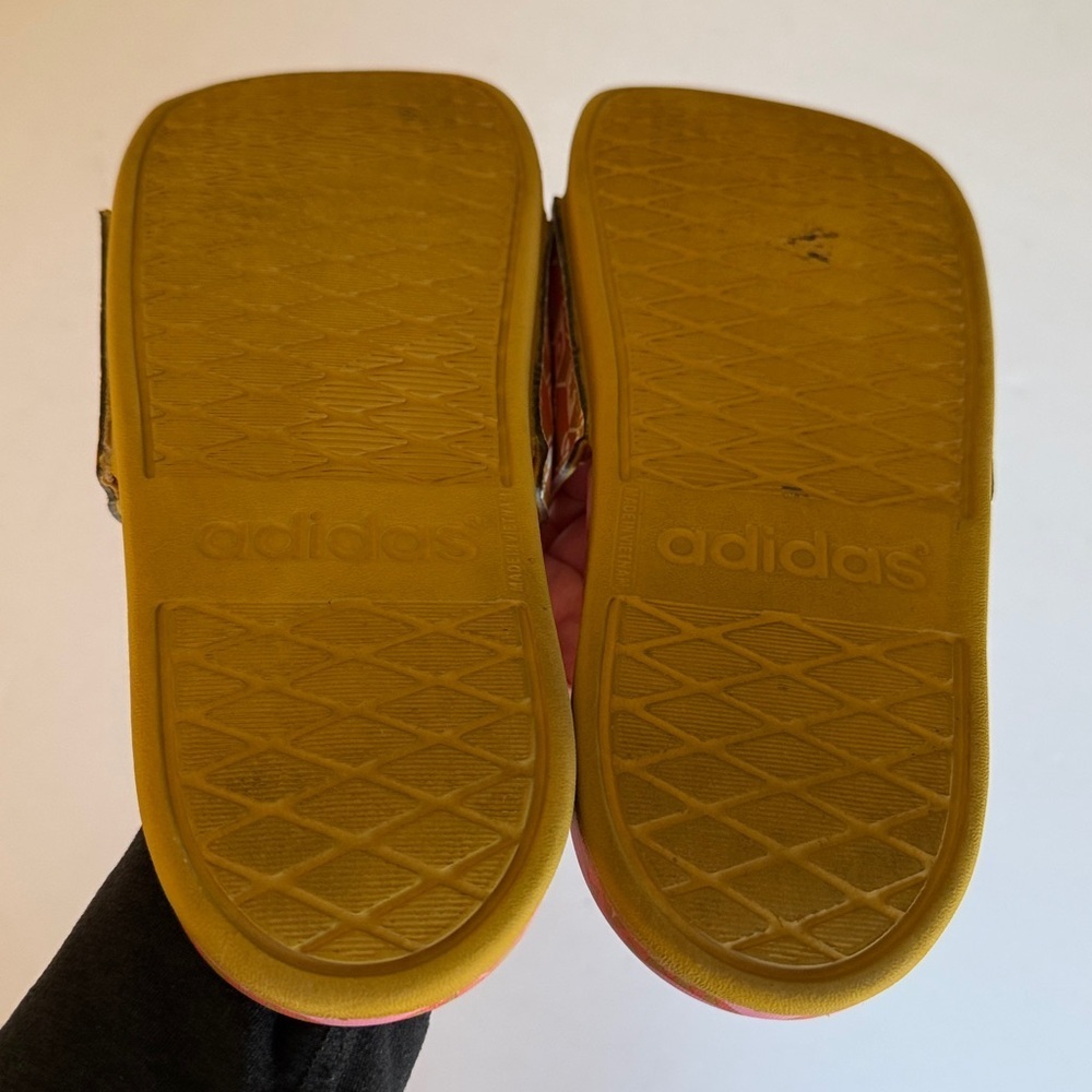 Adidas x Farm Rio slides sandals women’s 8 EUC - Picture 4 of 6